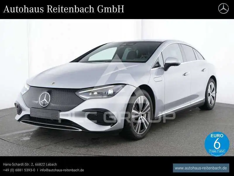 2025 Mercedes Benz EQE
