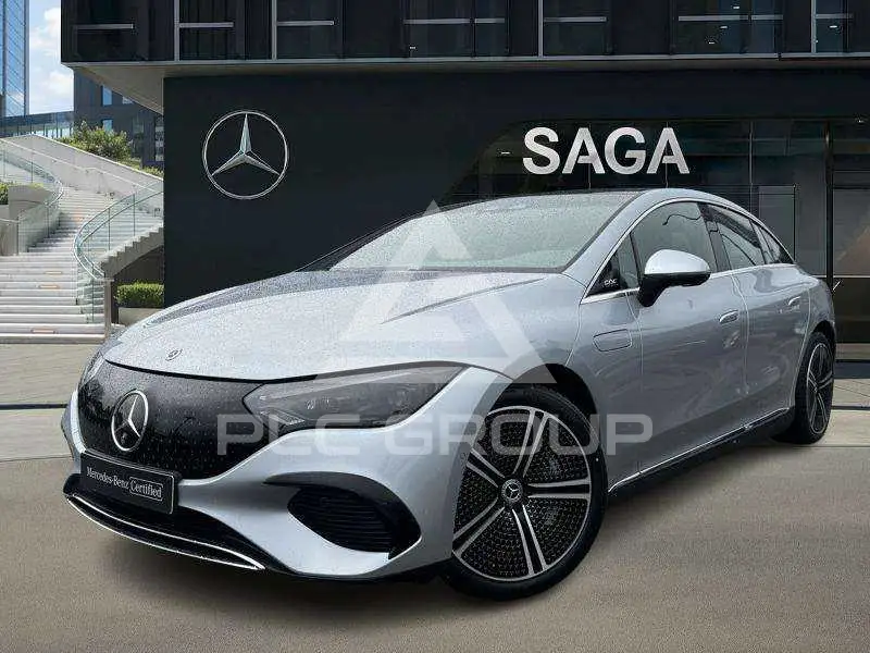 2025 Mercedes Benz EQE