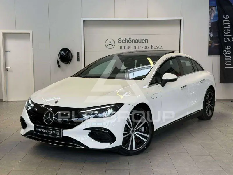 2025 Mercedes Benz EQE