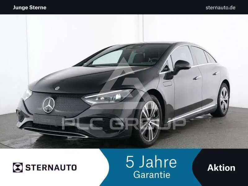 2025 Mercedes Benz EQE