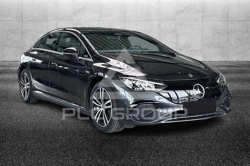 2025 Mercedes Benz EQE