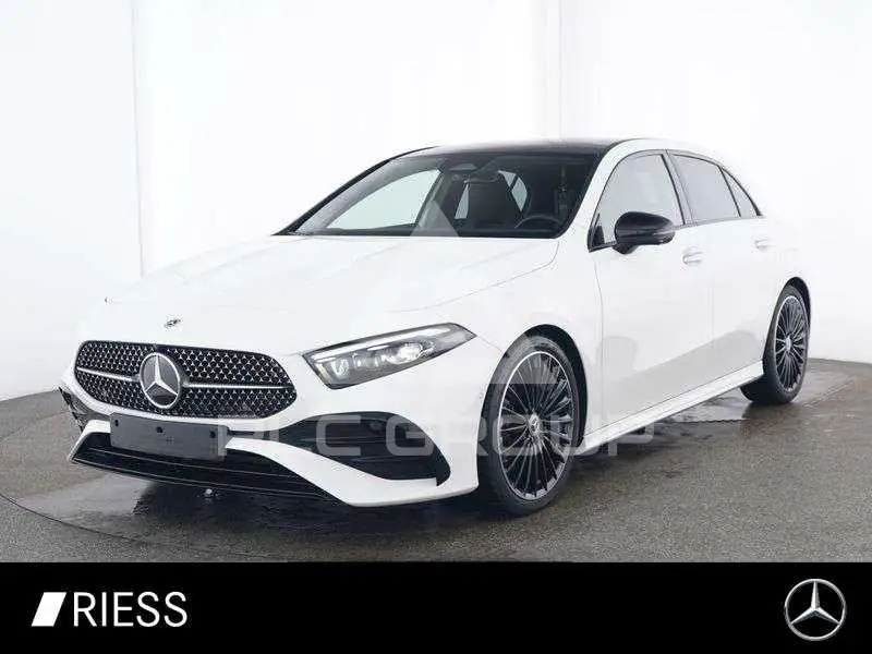 2025 Mercedes Benz A 220