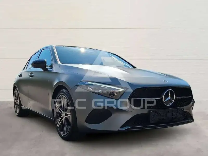 2025 Mercedes Benz A 220