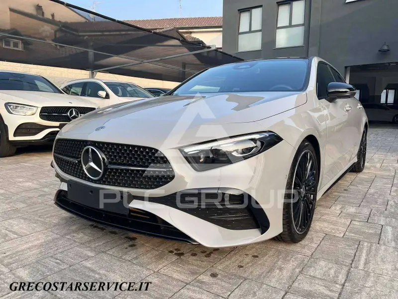 2025 Mercedes Benz A 220