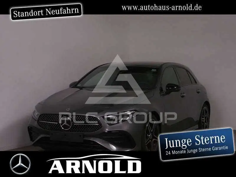 2025 Mercedes Benz A 220