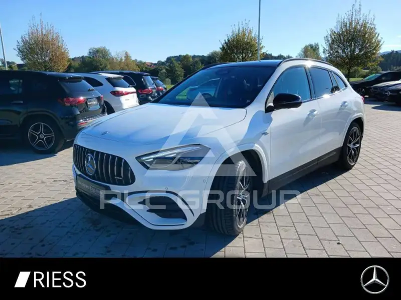 2025 Mercedes Benz GLA 45 AMG