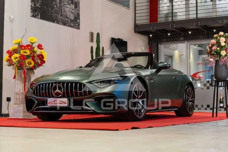 2025 Mercedes Benz SL 550