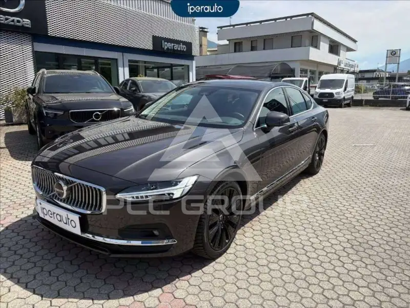 2025 Volvo S90