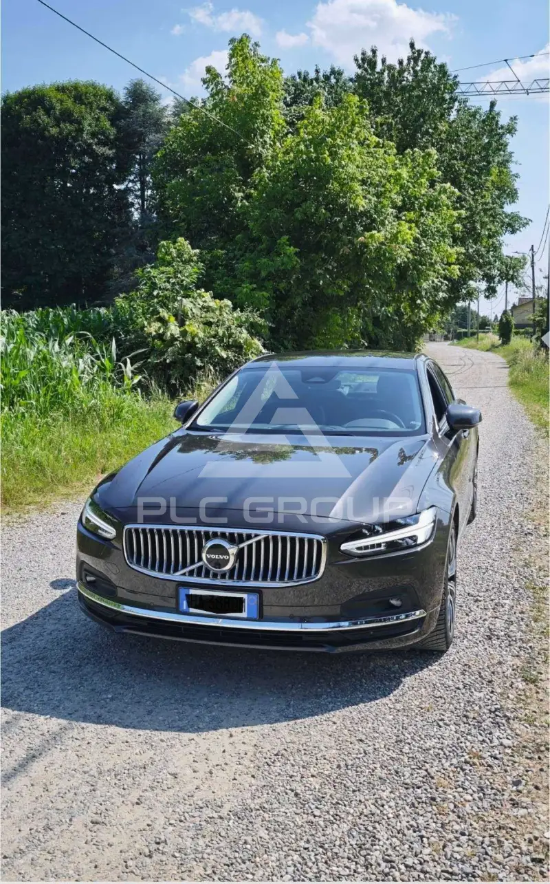 2025 Volvo S90