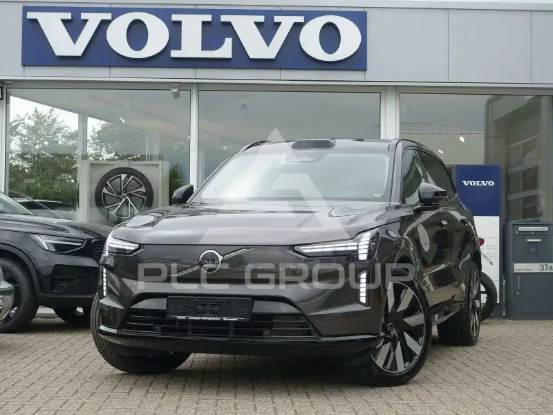 2025 Volvo EX 90