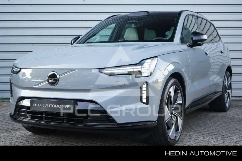 2025 Volvo EX 90