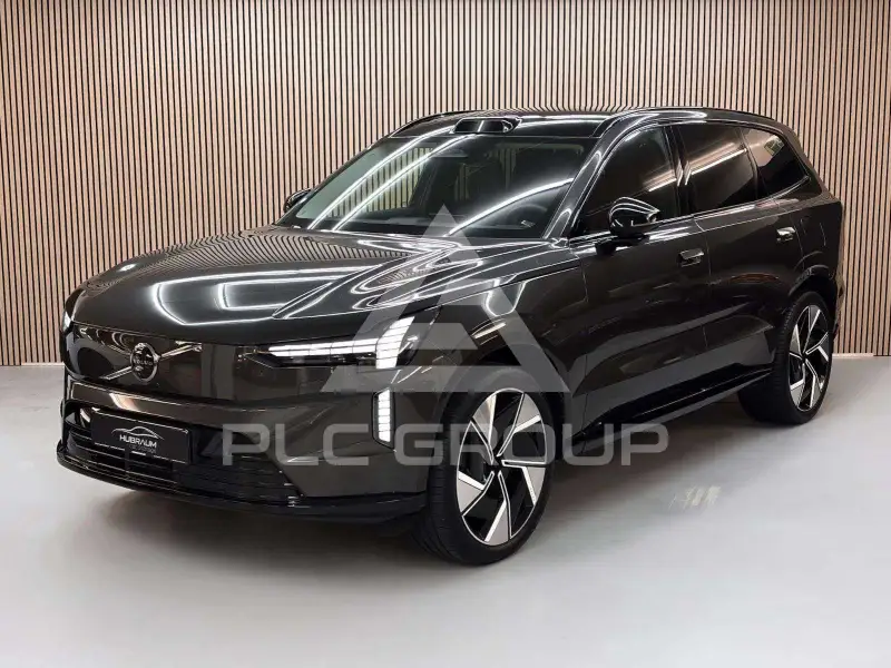 2025 Volvo EX 90
