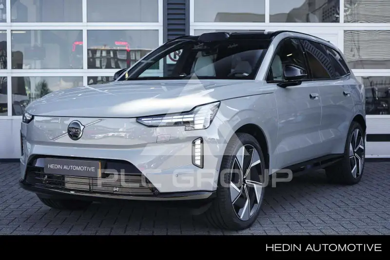 2025 Volvo EX 90