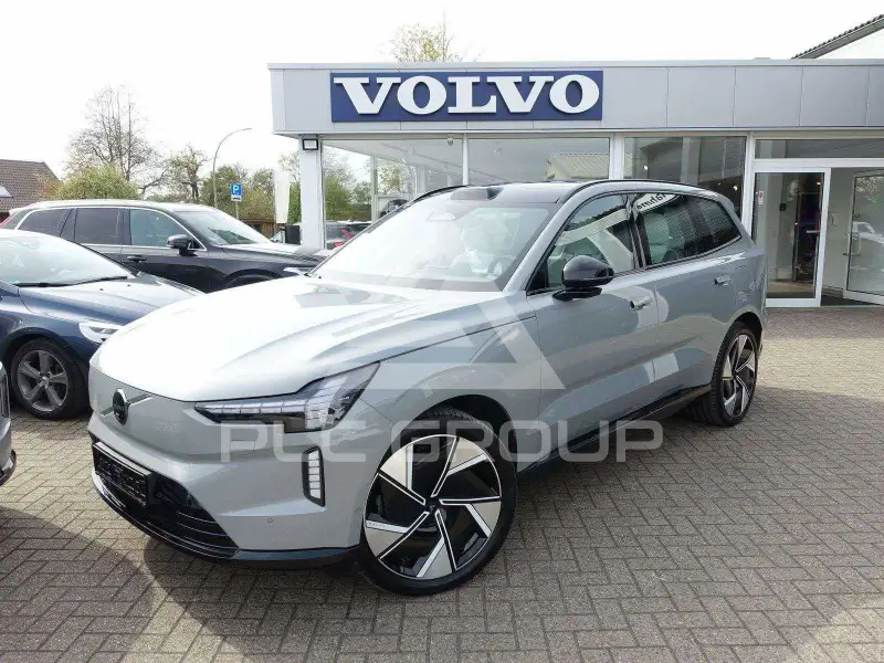 2025 Volvo EX 90