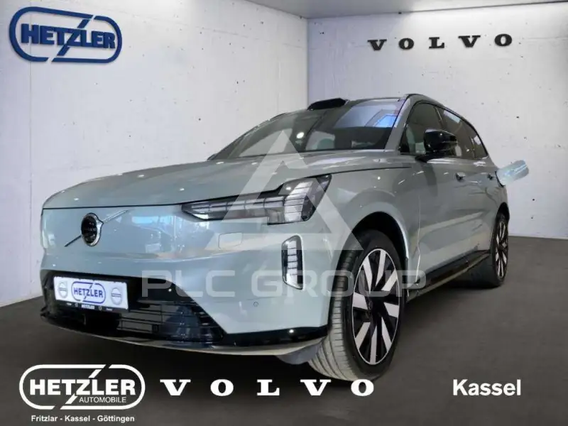2025 Volvo EX 90