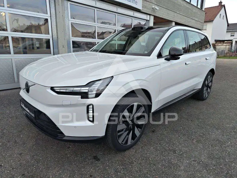 2025 Volvo EX 90