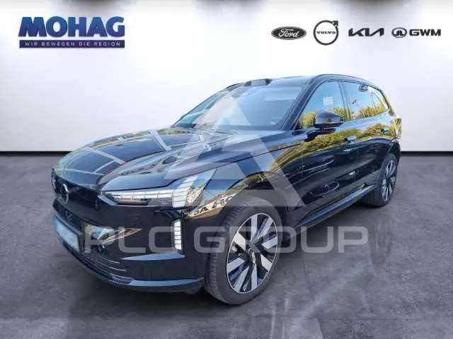 2025 Volvo EX 90