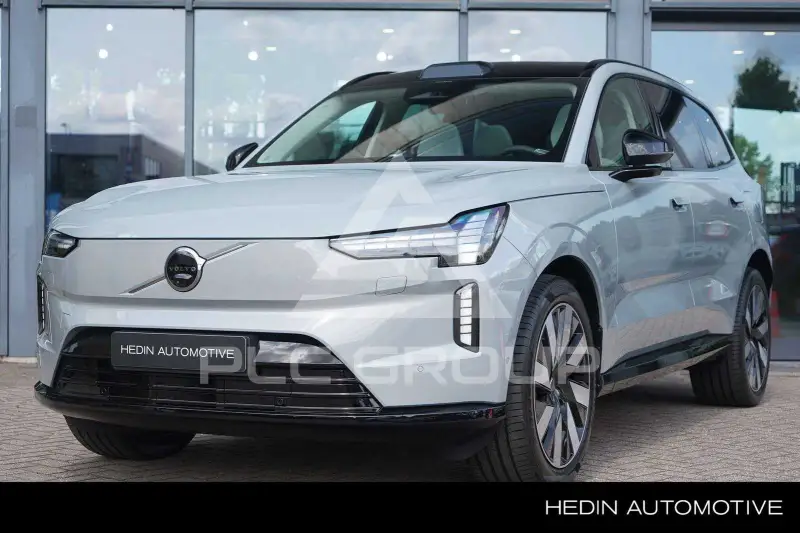 2025 Volvo EX 90