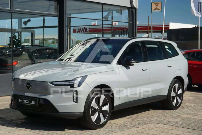 2025 Volvo EX 90