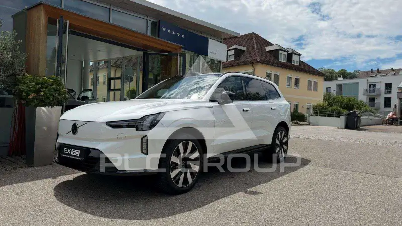 2025 Volvo EX 90