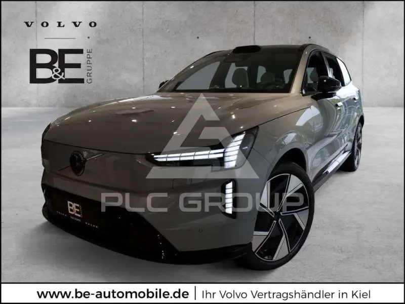 2025 Volvo EX 90
