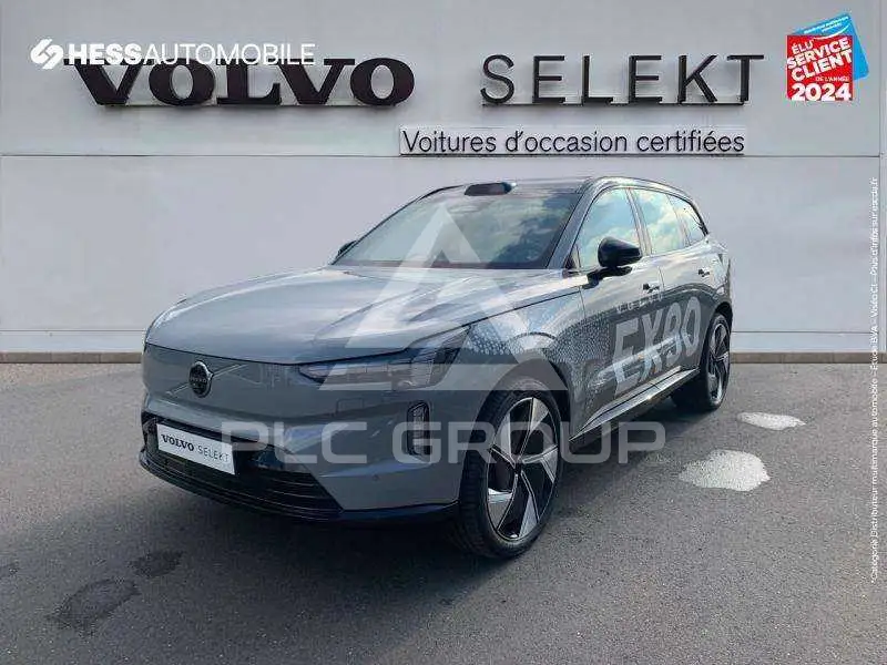 2025 Volvo EX 90
