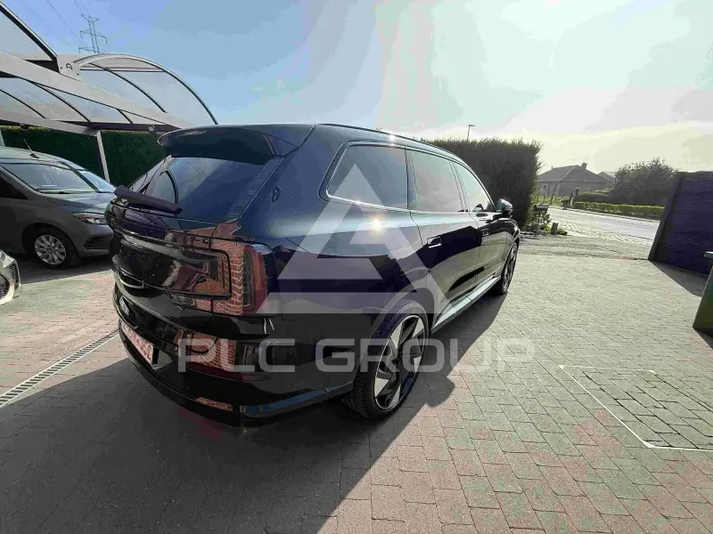 2025 Volvo EX 90
