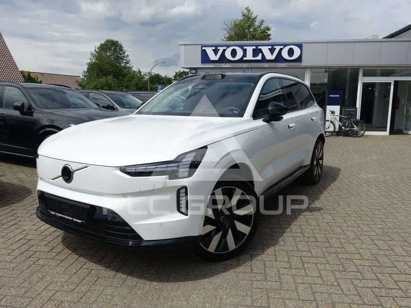 2025 Volvo EX 90