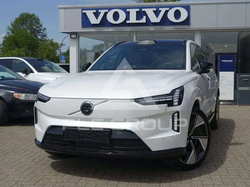 2025 Volvo EX 90