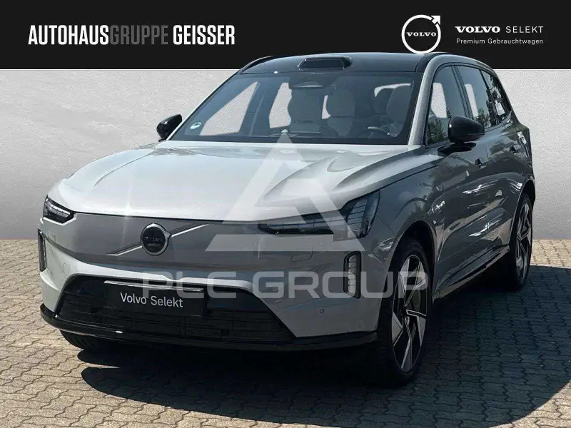 2025 Volvo EX 90