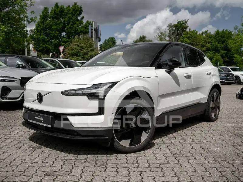 2025 Volvo EX 30