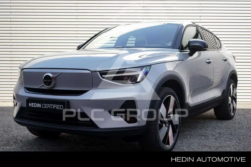 2025 Volvo EX 40