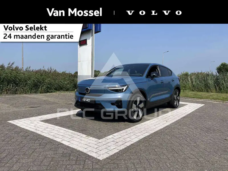 2025 Volvo EX 40