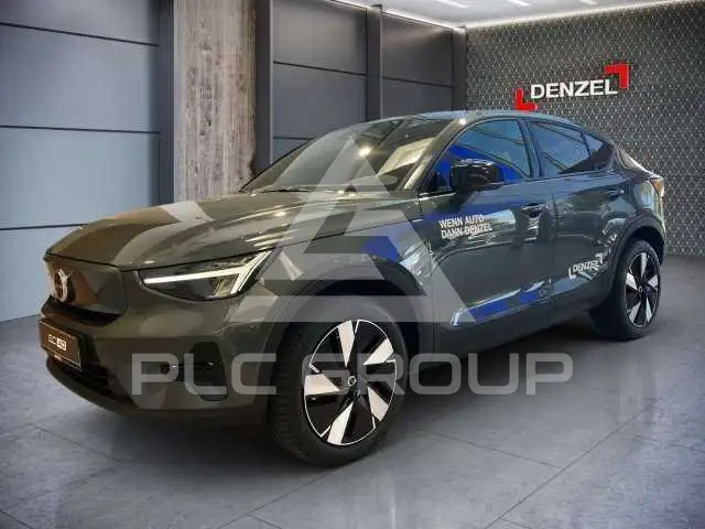 2025 Volvo EX 40