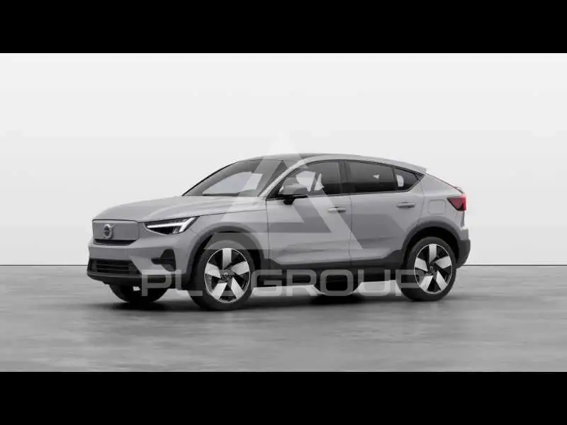 2025 Volvo EX 40