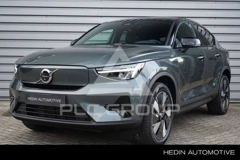 2025 Volvo EX 40