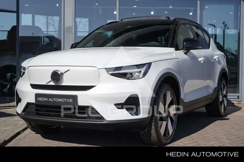 2025 Volvo EX 40