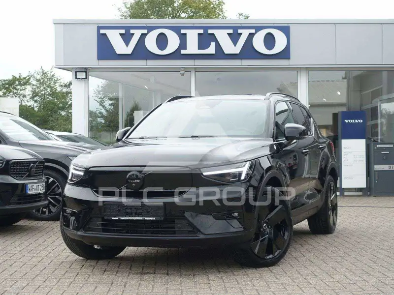 2025 Volvo EX 40