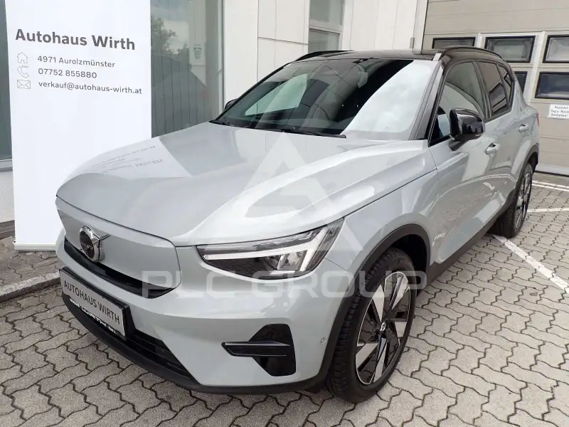 2025 Volvo EX 40