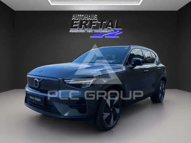 2025 Volvo EX 40