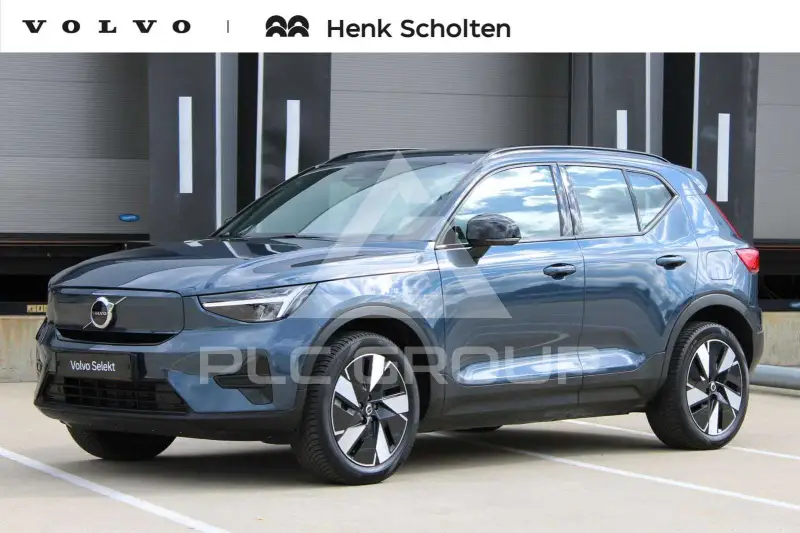 2025 Volvo EX 40
