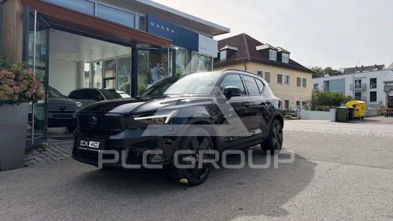 2025 Volvo EX 40