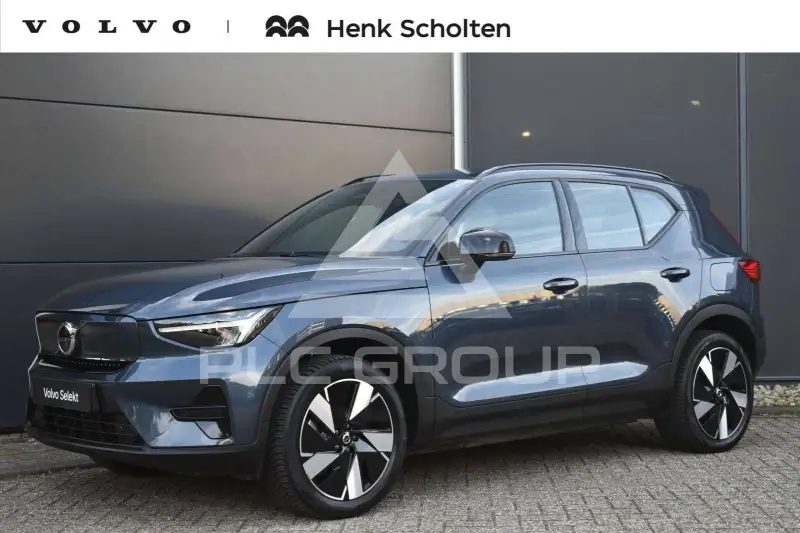2025 Volvo EX 40