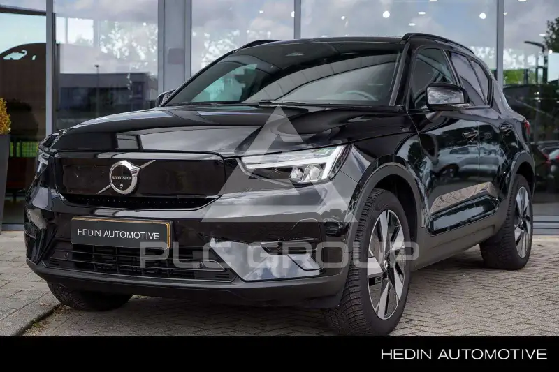 2025 Volvo EX 40