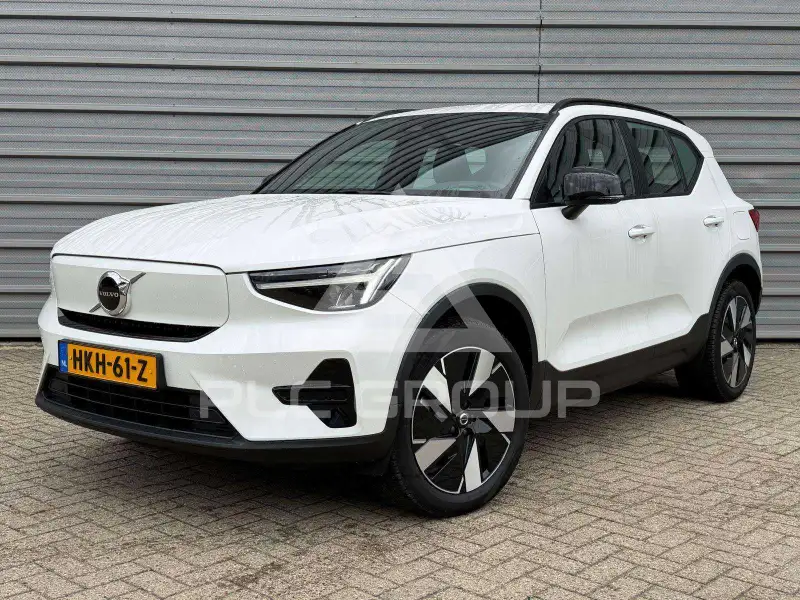 2025 Volvo EX 40