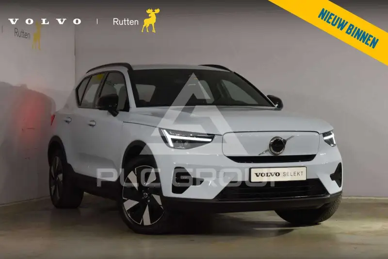 2025 Volvo EX 40