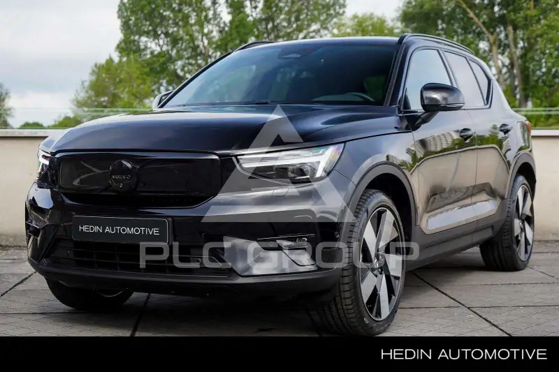 2025 Volvo EX 40