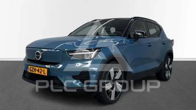 2025 Volvo EX 40