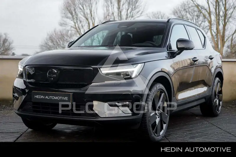 2025 Volvo EX 40
