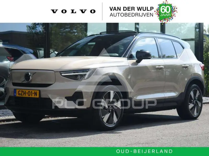 2025 Volvo EX 40